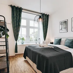 Oasis - Wohnen In - Netflix - Tiefgarage - Dachterrasse Dresden